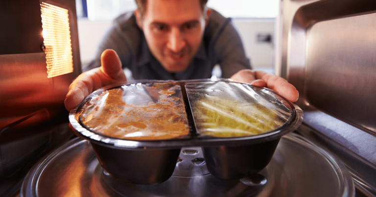 Perbezaan Oven, Microwave & Microwave Oven: Ketahui Mana yang Lebih Sesuai untuk Anda!